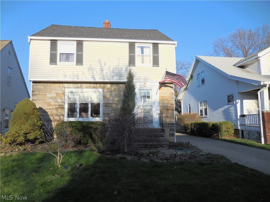 Comfortable large Colonial conveniently located in Euclid, close to schools, library, freeway, and shopping.  New roof in 2011, newer windows, newer carpet in family room, updated kitchen in 2014.  Large family room with fireplace and door to great deck for summer barbecues. There is also a walk up 3rd floor attic, for loads of storage.  Includes a Home Warranty from America's Preferred Home Warranty.  Point of Sale has been done and is compliant. Make your appointment today to see this great home!!