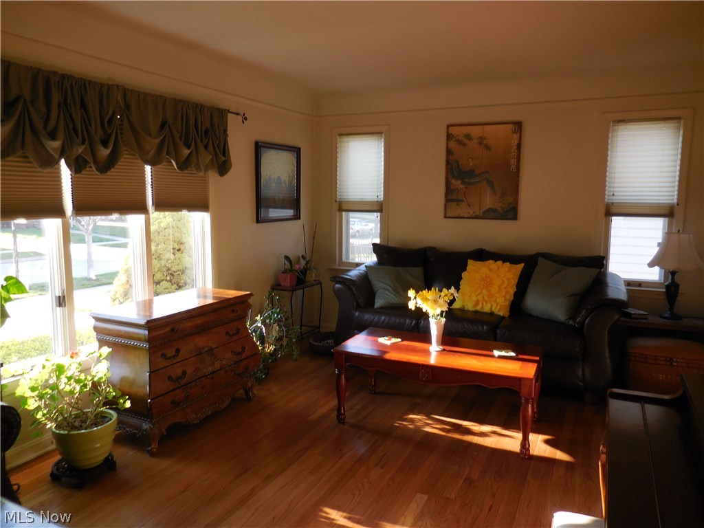 Utopia Beach 04 - Residential