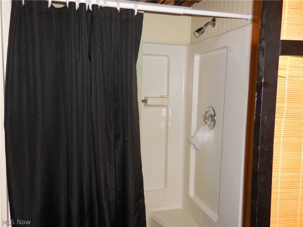 Utopia Beach 04 - Residential