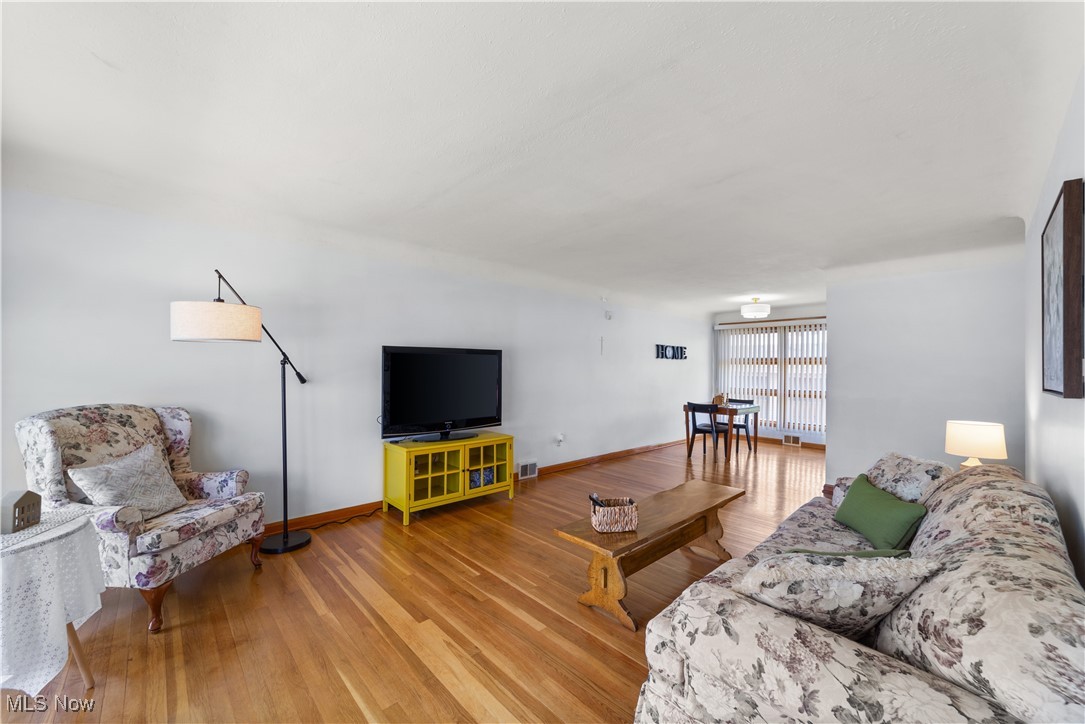 10721 Aaron Drive