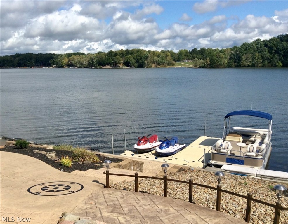 Roaming Rock 07 - Residential