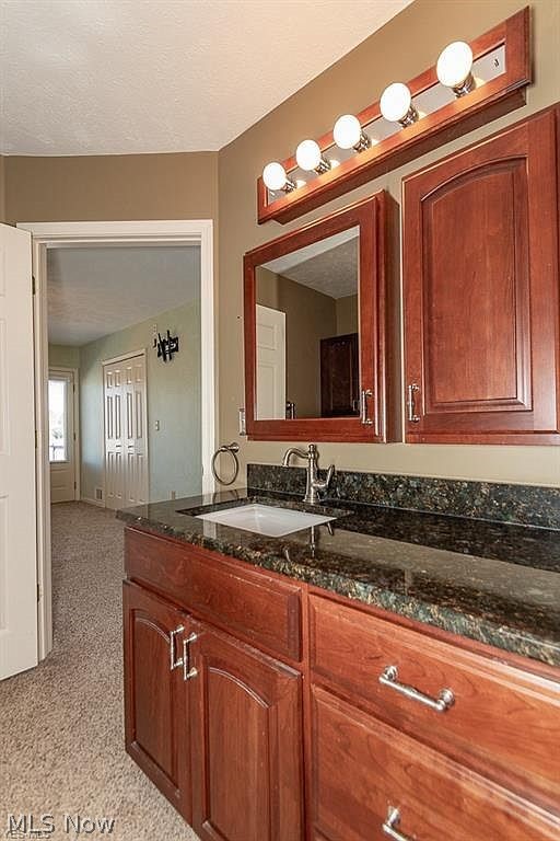 Roaming Rock 07 - Residential