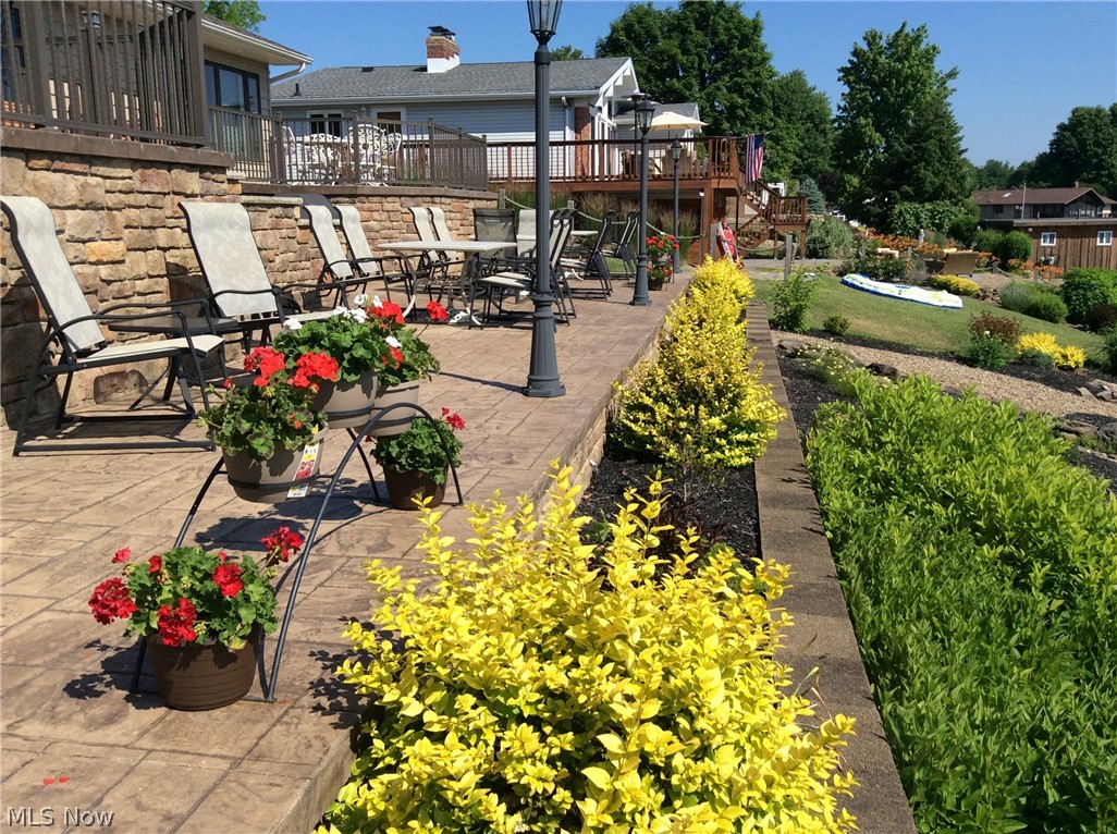 Roaming Rock 07 - Residential