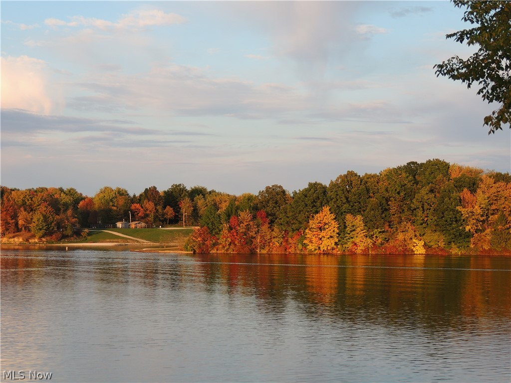 Roaming Rock 07 - Residential
