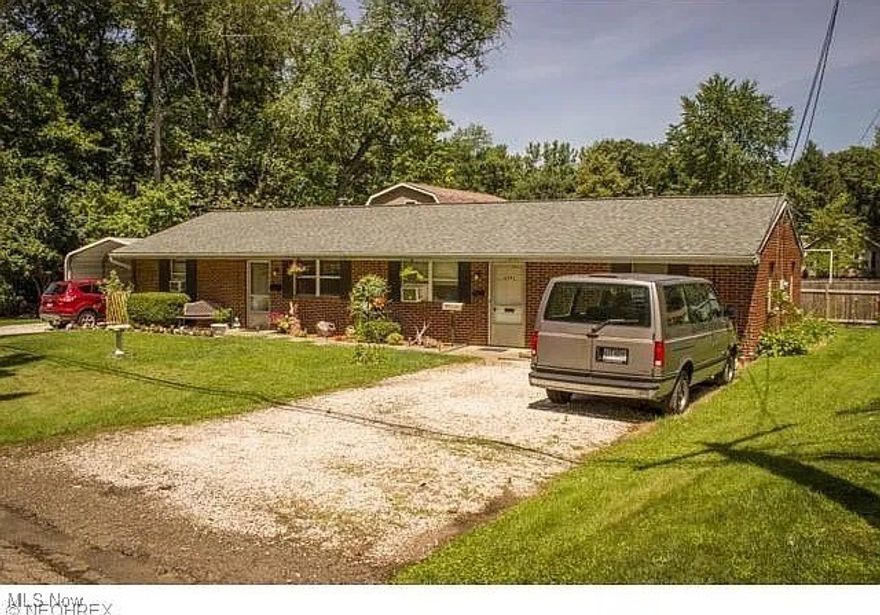 Investors Wanted! Duplex is two bedrooms and one full bath for each unit. One unit is $795/per month.  The other unit is $845/per month. Tenants pay all utilities.