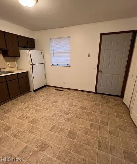 Rosedale Gardens - Residential Income