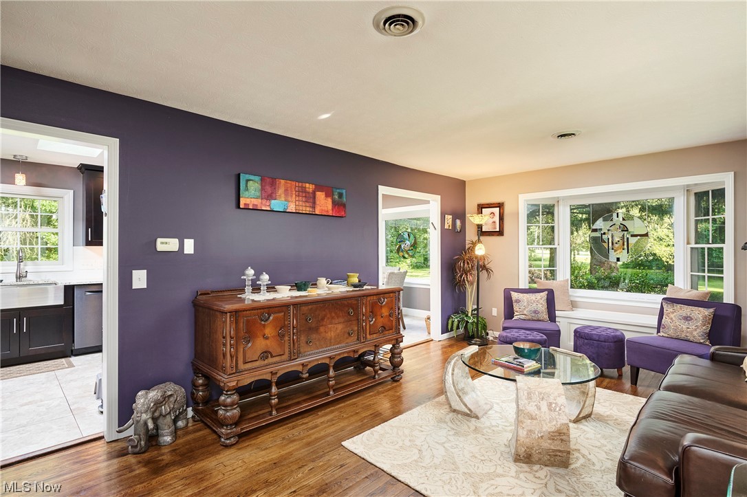 Meadow Park - Residential Lease