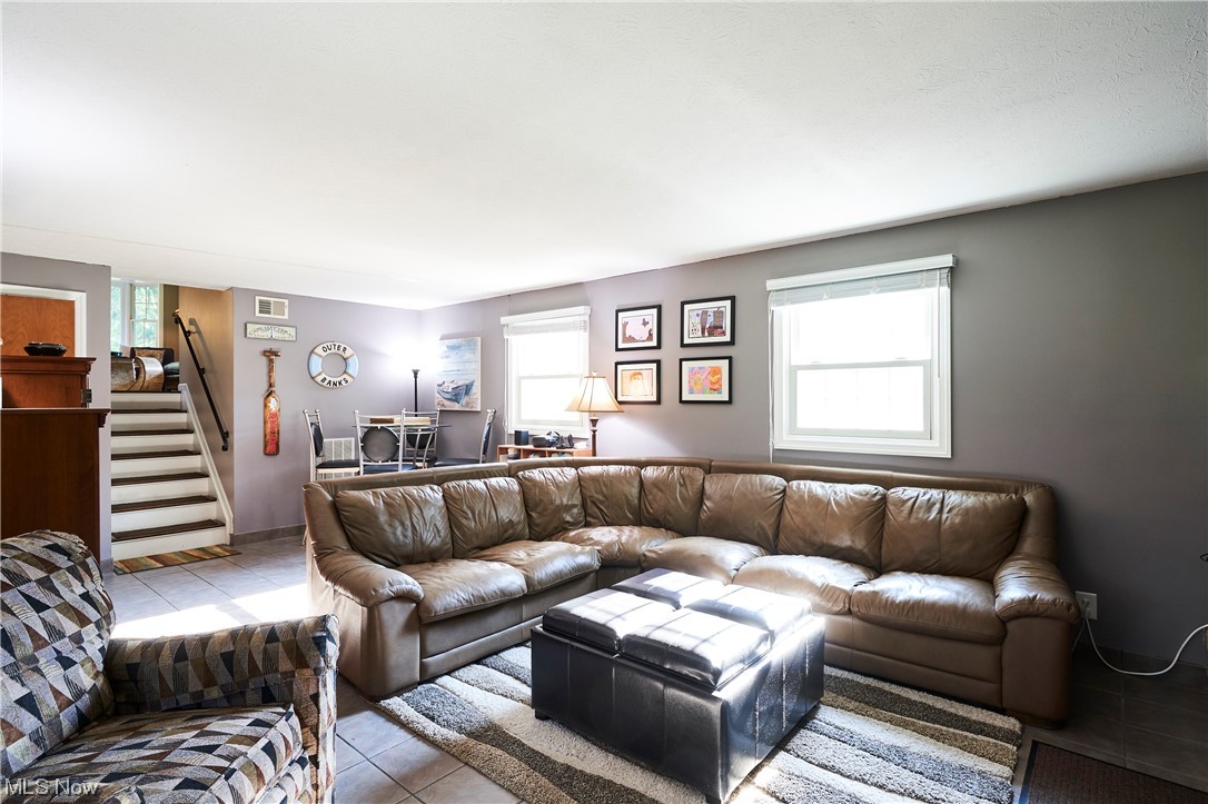 Meadow Park - Residential Lease