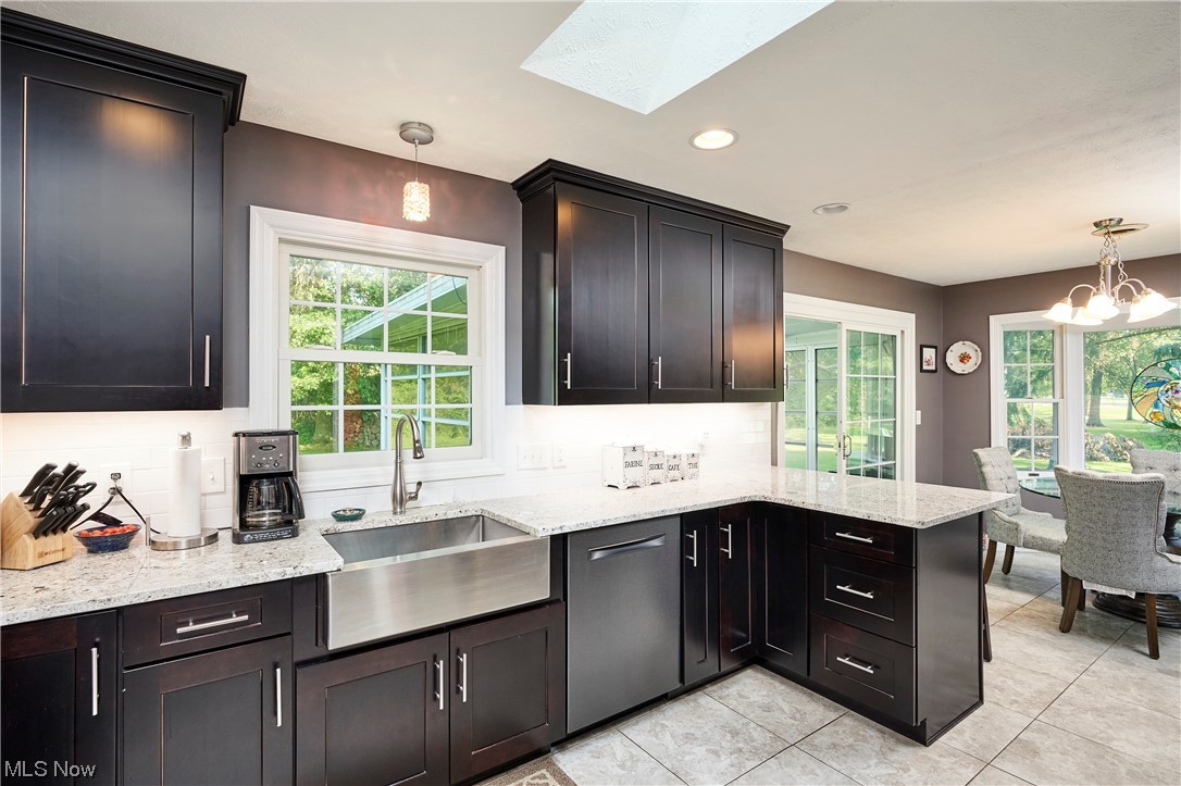 Meadow Park - Residential Lease