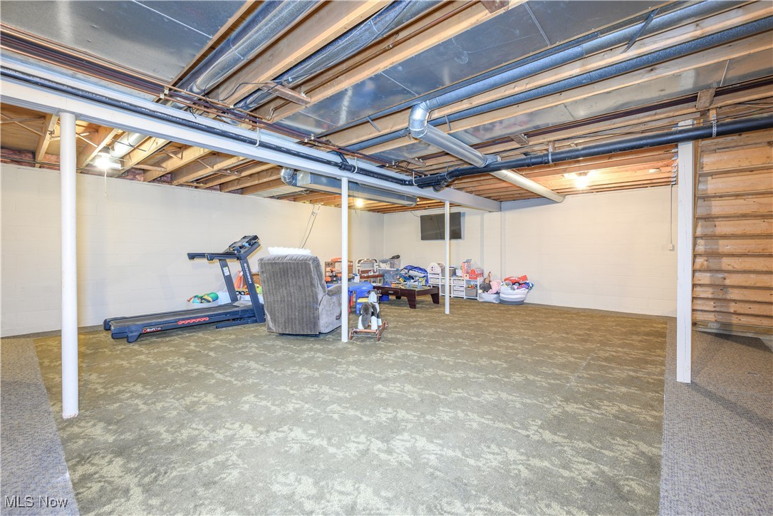 Rootstown, Ohio 44272, United States, 4 Bedrooms Bedrooms, ,4 BathroomsBathrooms,Residential,Active,188397