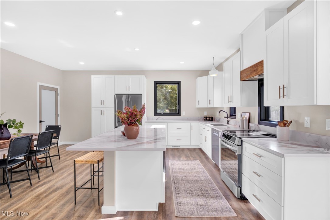 S S Stones College Tr Allo - Residential