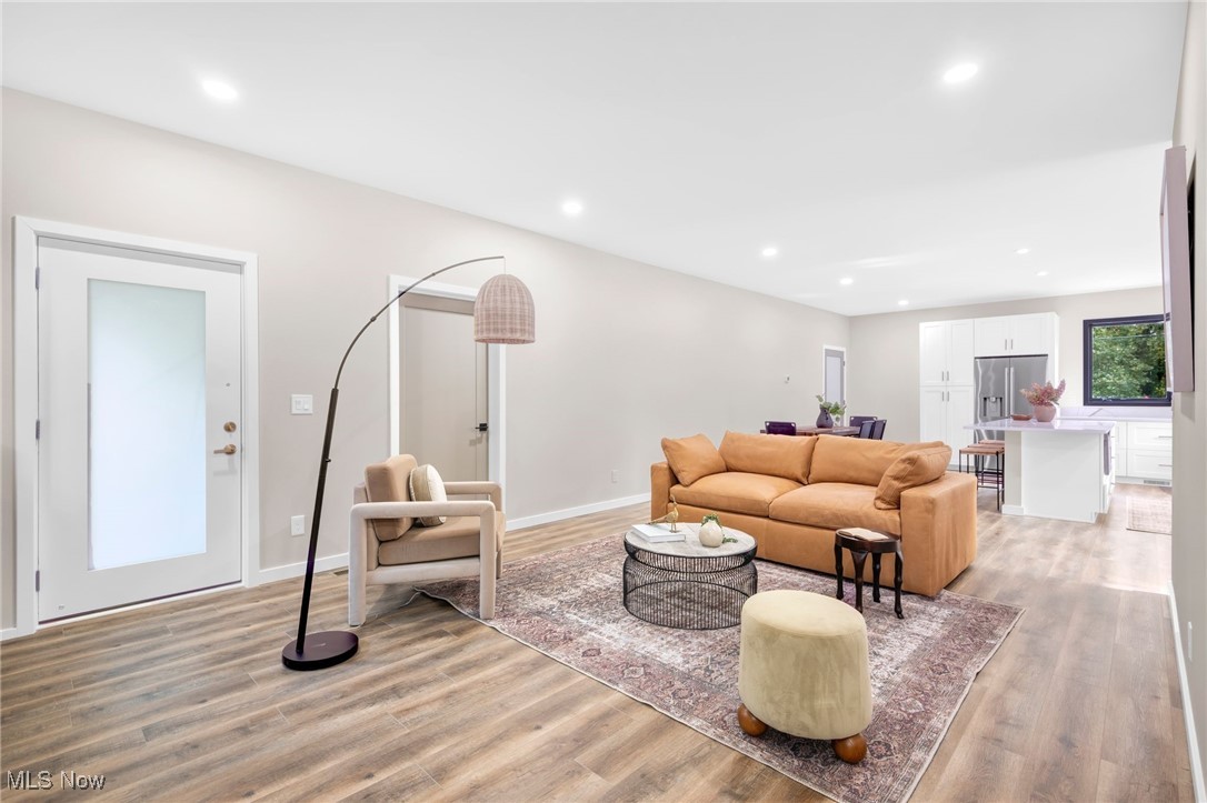 S S Stones College Tr Allo - Residential