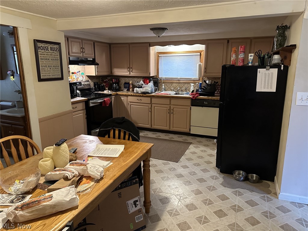 B E Taylor - Residential