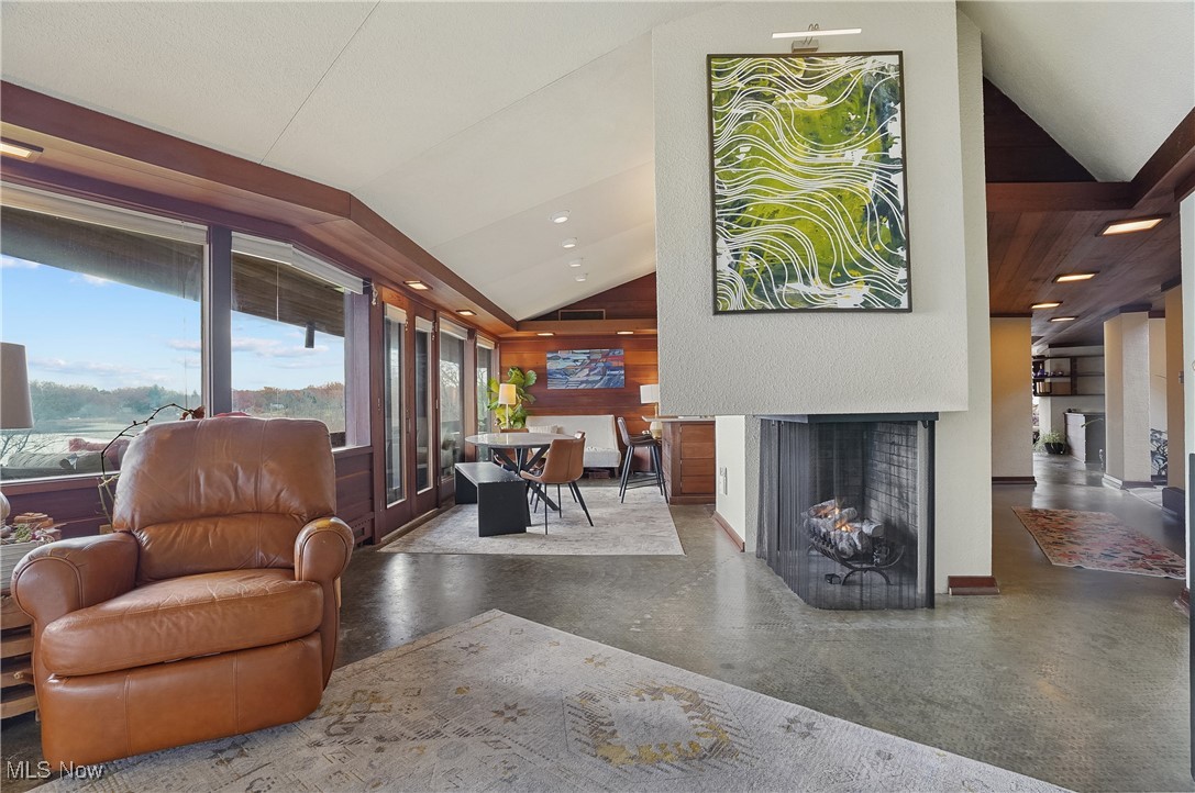 Beechwood Island - Residential