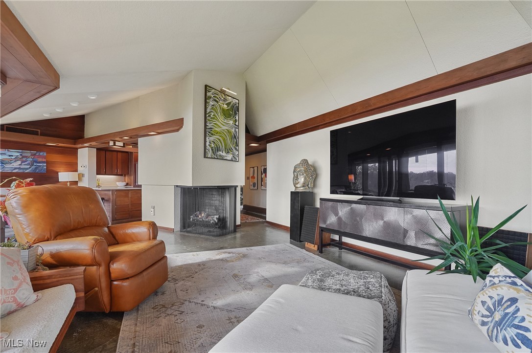 Beechwood Island - Residential