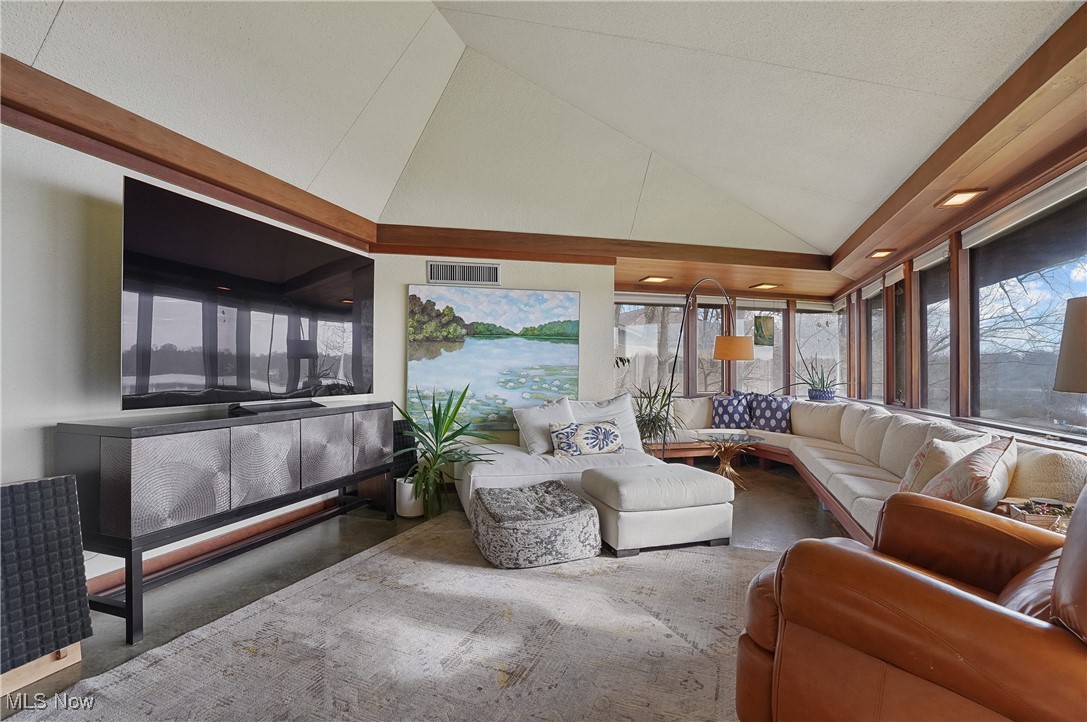 Beechwood Island - Residential