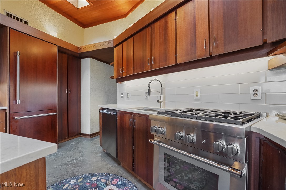 Beechwood Island - Residential