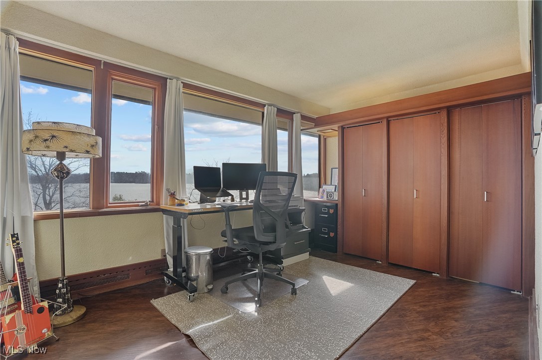 Beechwood Island - Residential