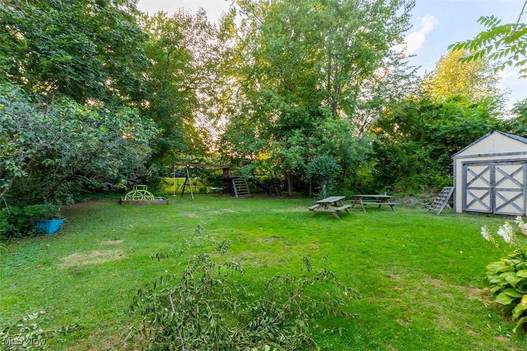 Ruth Strong Estates - Residential