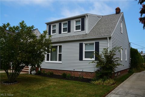 Tiny photo for 32113 Dickerson Road, Willowick, OH 44095 (MLS # 5187775)