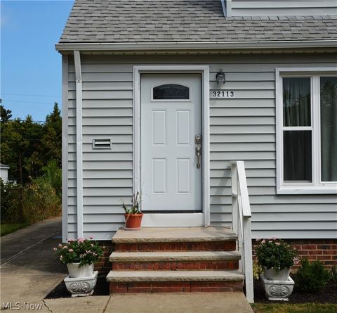 Tiny photo for 32113 Dickerson Road, Willowick, OH 44095 (MLS # 5187775)