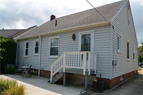 Tiny photo for 32113 Dickerson Road, Willowick, OH 44095 (MLS # 5187775)