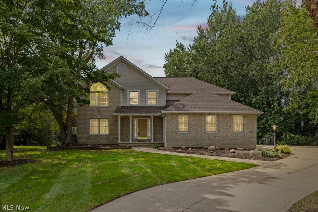 6962 Mapleridge Circle NW