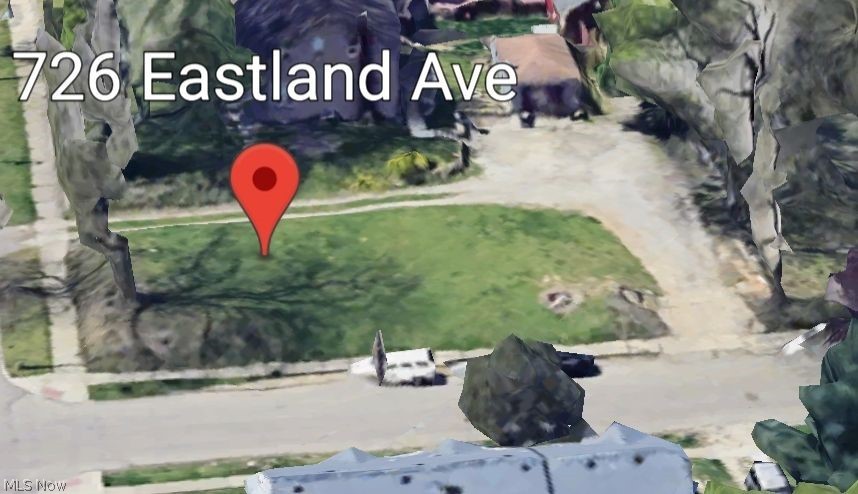 Fantastic lot in Akron!
There used to be a home on this lot and could possibly be built on again... it's up to the buyer to check with the city of Akron.