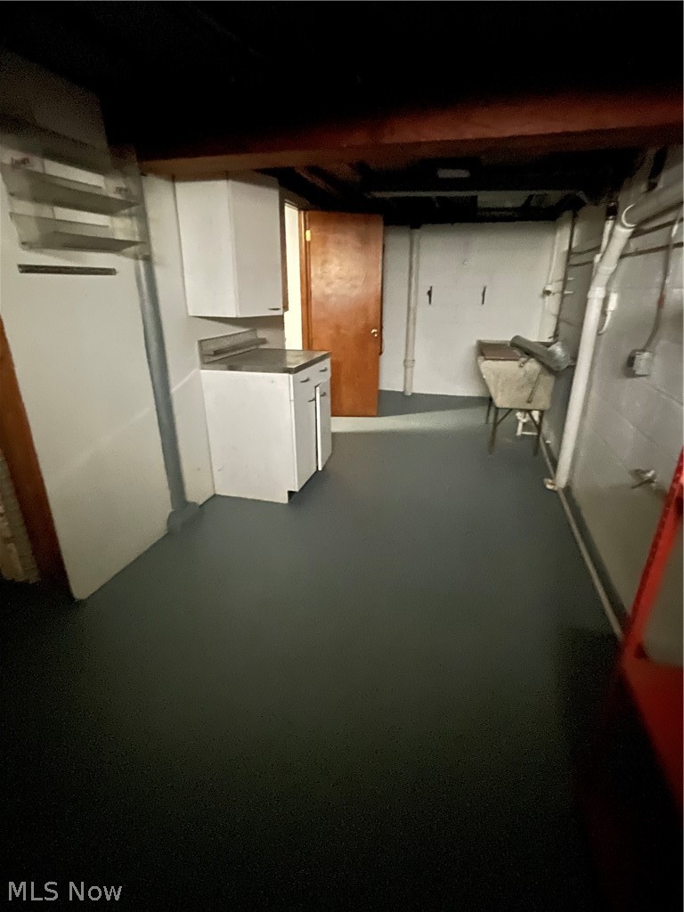 Lyndhurst Manor Sub - Residential