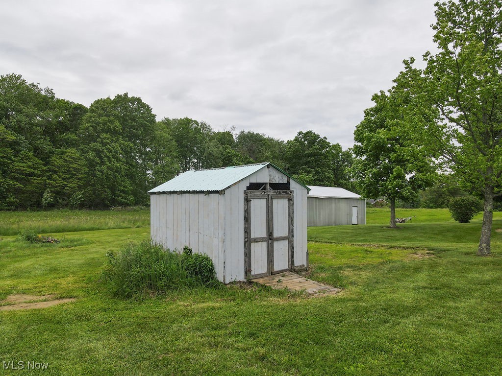 16000 Louisville Street, Homeworth, Ohio image 39