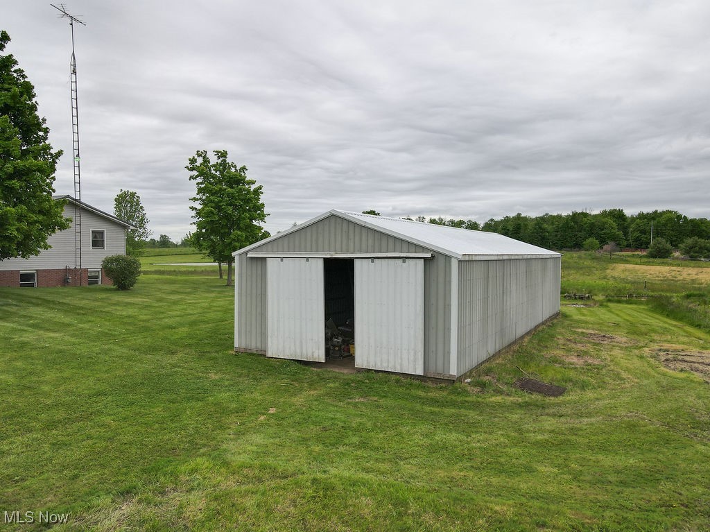 16000 Louisville Street, Homeworth, Ohio image 40