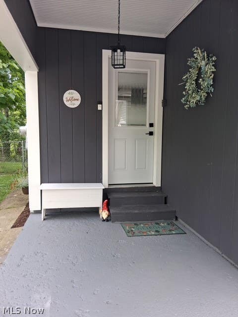 Photo of 906 Dora Lane, Aurora, OH 44202 (MLS # 5220606)
