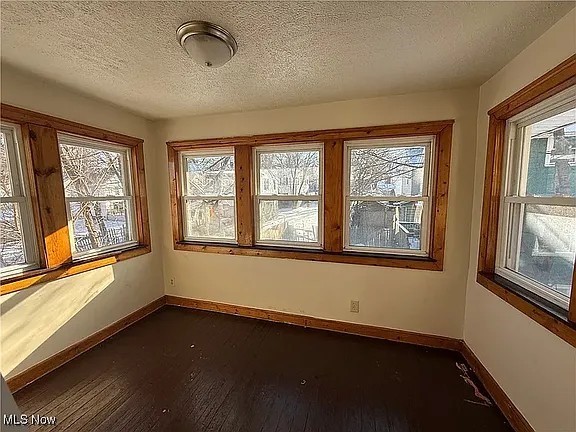 Buckingham - Residential Lease
