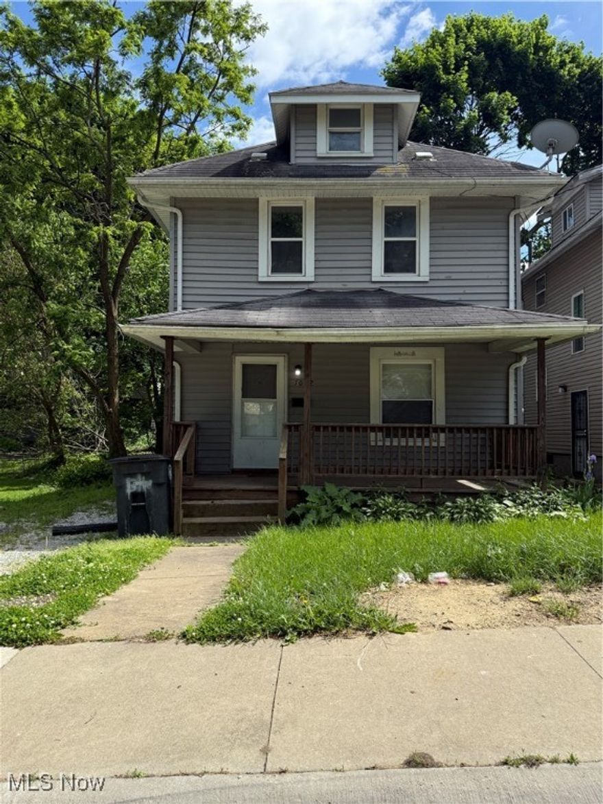 HOUSE FOR RENT IN AKRON
$1350 /month
$1350 deposit
4 bedrooms
2 bathrooms
Tenant pays all utilities
Call or text to see today!
A pet at owner's discretion for non-refundable pet deposit and pet rent
$50 application fee per adult. Must show 2 x rent as income documented, ID. Criminal and eviction background checks state and national, no credit check.
If approved, security deposit DUE WITHIN 48 HOURS OF BEING APPROVED and units can be held maximum 3 weeks.
CALL OR TEXT TO SEE TODAY
Marketed by Licensed Realtor. We follow all Fair Housing Laws.