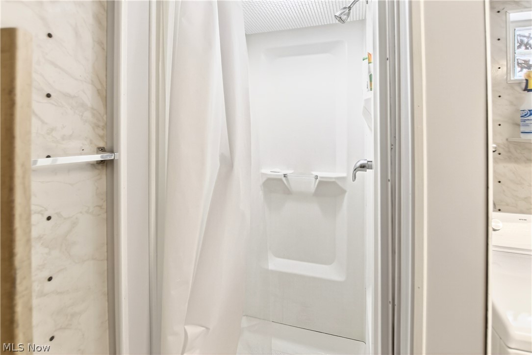 Leroy Harris Le-Bern Developme - Residential