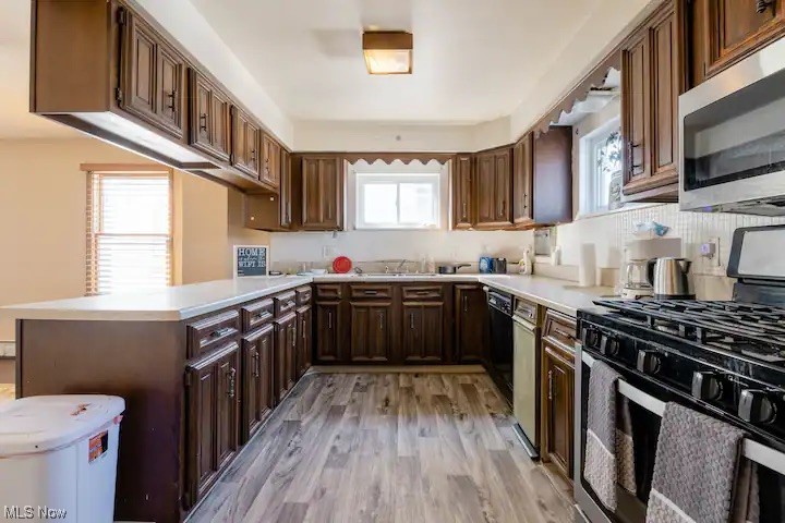 Lakewood Realty Cos Lakewood - Residential Income