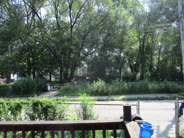 E Ackleys Sub - Land