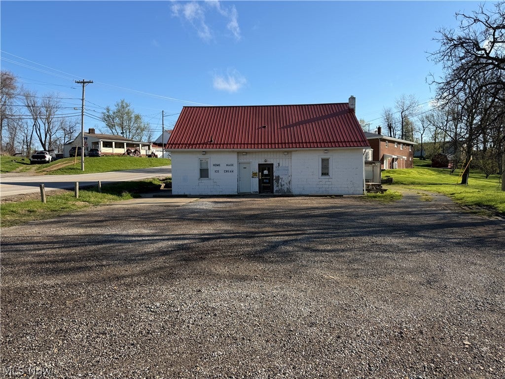 932 Main Street