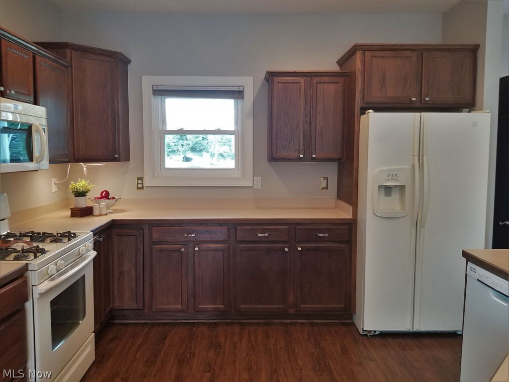 Lakes/Franklin Mills - Residential