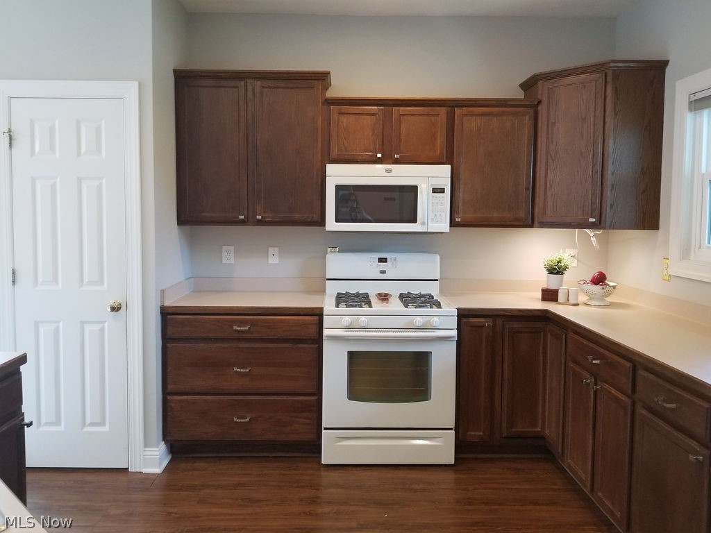 Lakes/Franklin Mills - Residential