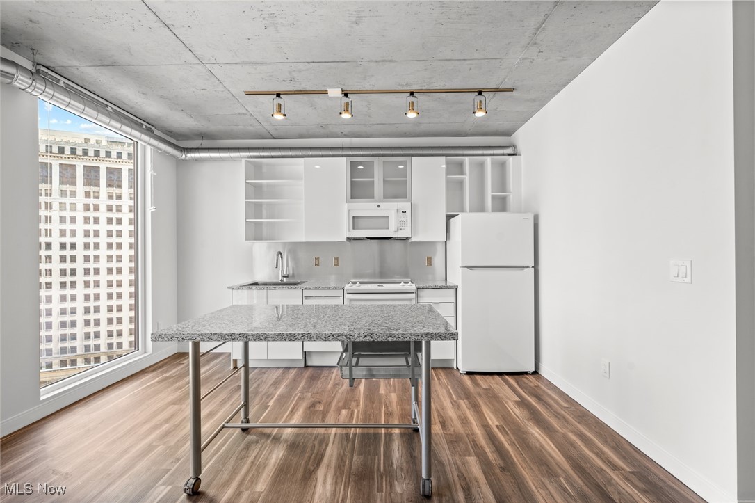 Cleveland, Ohio 44114, United States, 1 Bedroom Bedrooms, ,1 BathroomBathrooms,Residential,Active,42790