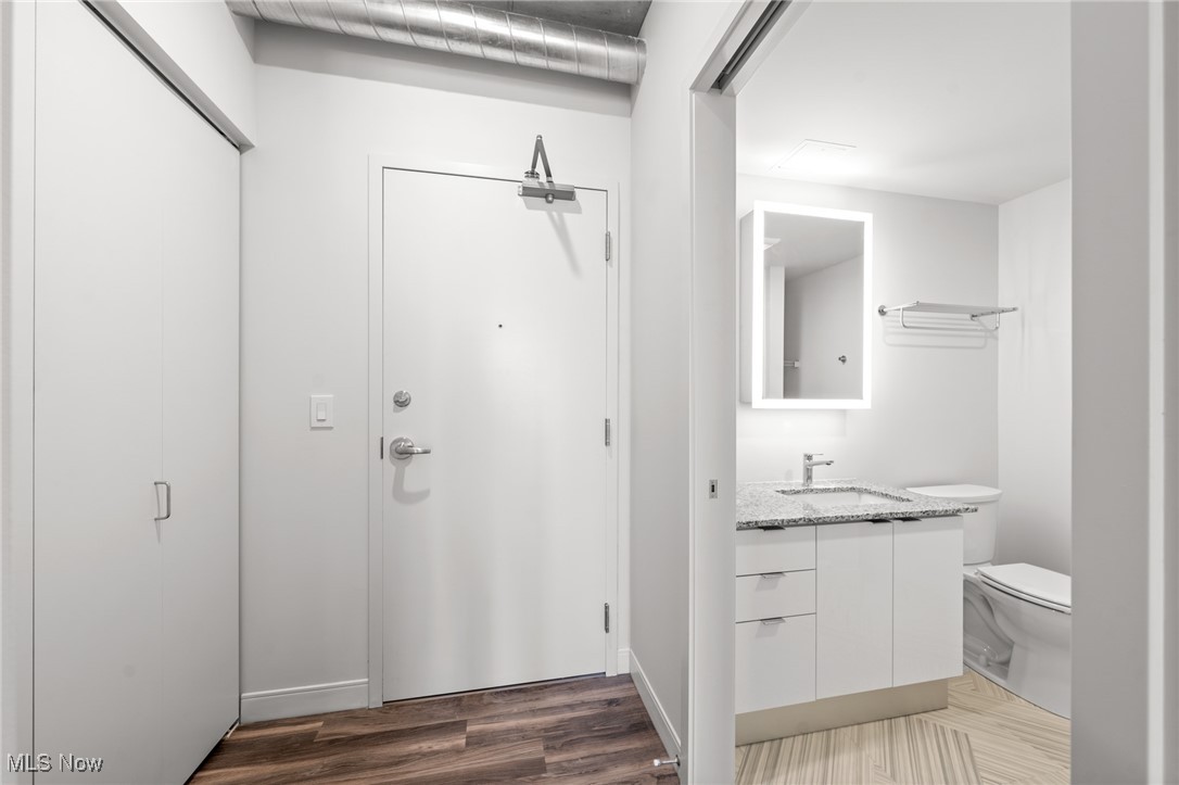 Cleveland, Ohio 44114, United States, 1 Bedroom Bedrooms, ,1 BathroomBathrooms,Residential,Active,42790
