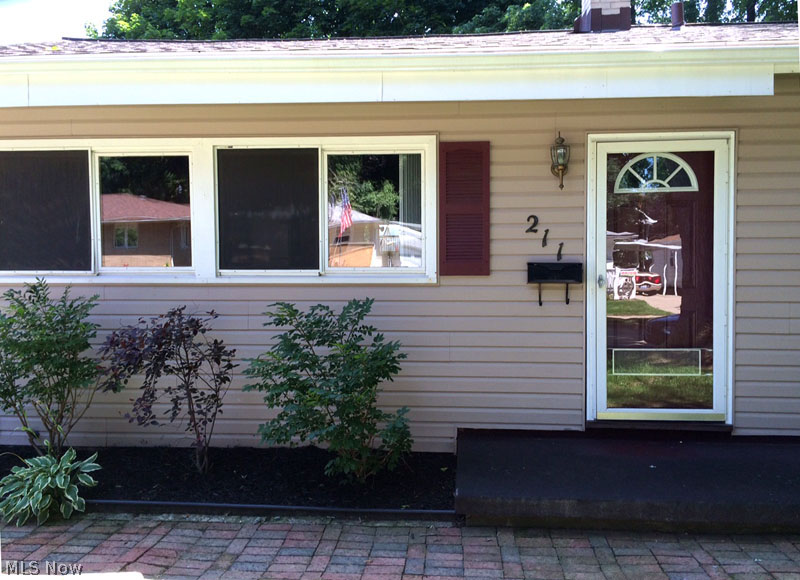 East Manor - Residential