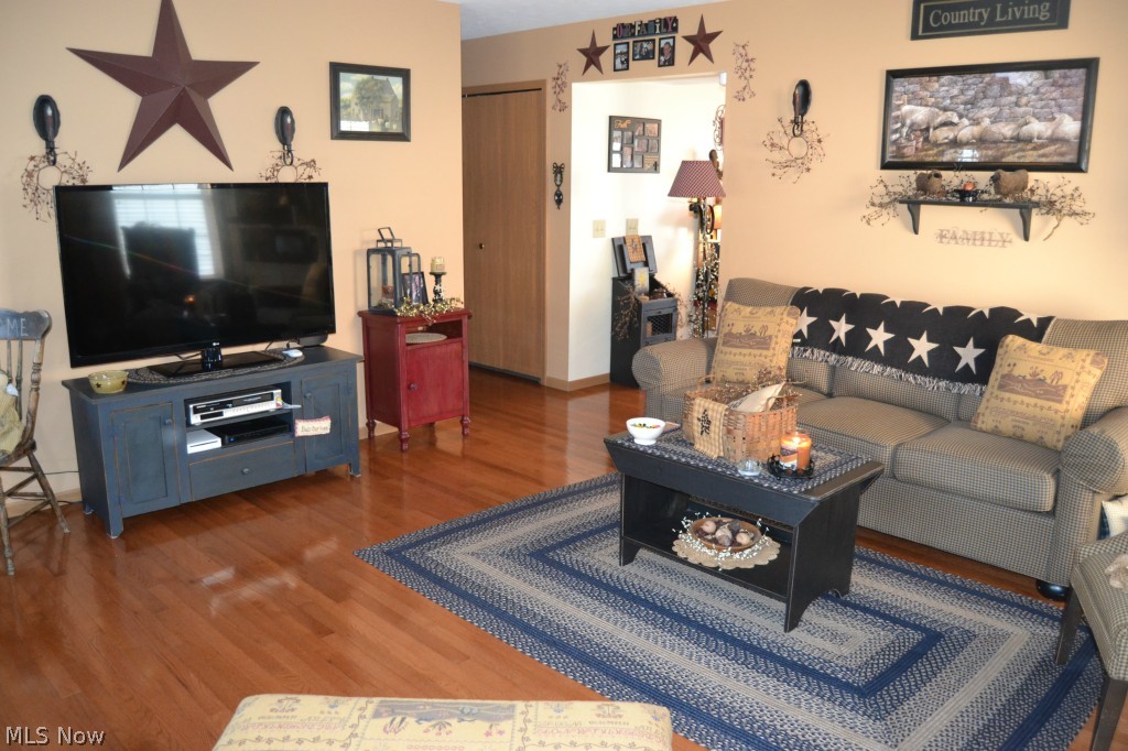 Lake View Terrace Estates 01 02 - Residential