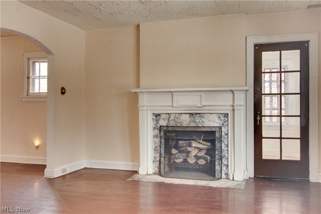 Auld Farm - Residential