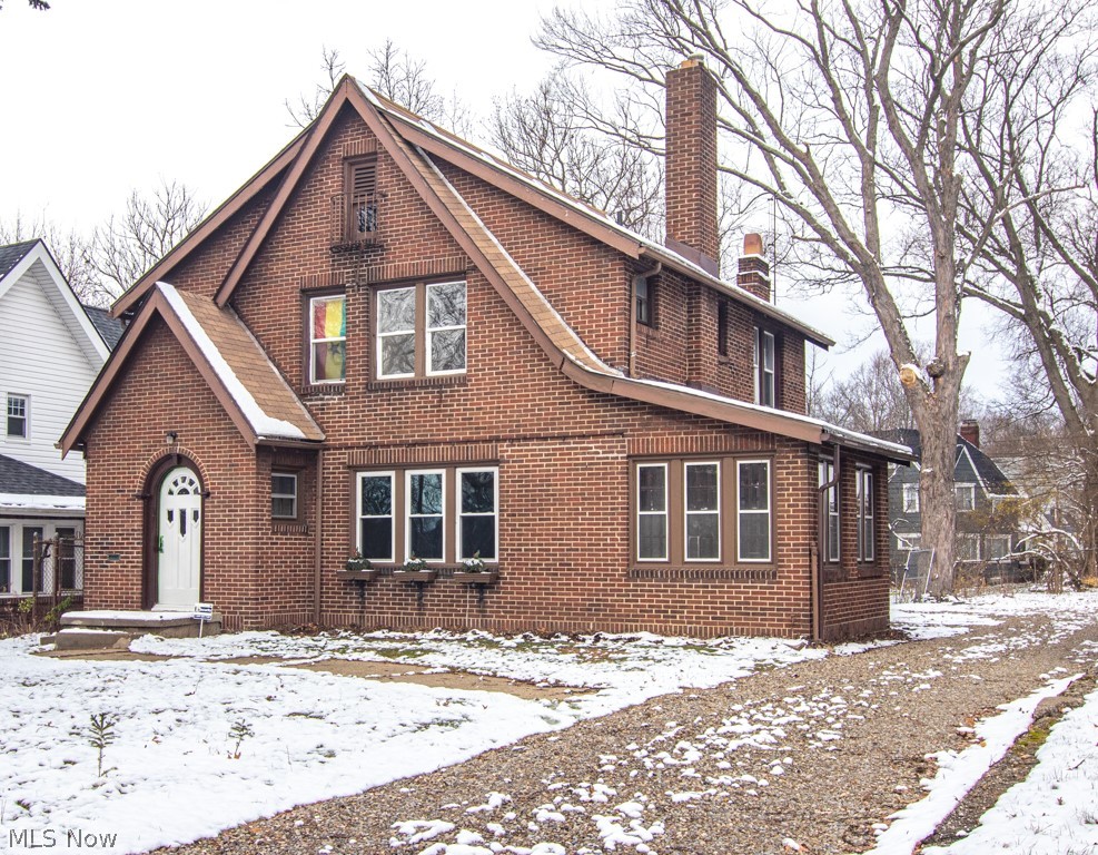 Looking for charm? Well look no further! This Tudor style home has a lot of its original features and updates as well. Offering 4 bedrooms and 3 bathroom. Original hardwood floors through out the first level of the home. Updates included updates to the kitchen (flooring, countertops and brand new appliances) (2020), new flooring in several of the rooms, newer windows, fresh paint, new roof (2019) and more! Only a few miles to the Akron downtown area.