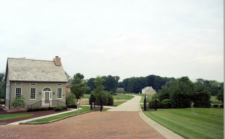 Founders Glen:  Poland finest building sites, offering deed restricted lots in a private wooded setting in the heart of Poland.  Gated entry w/clubhouse, award winning school system, contractor and home design to be approved.