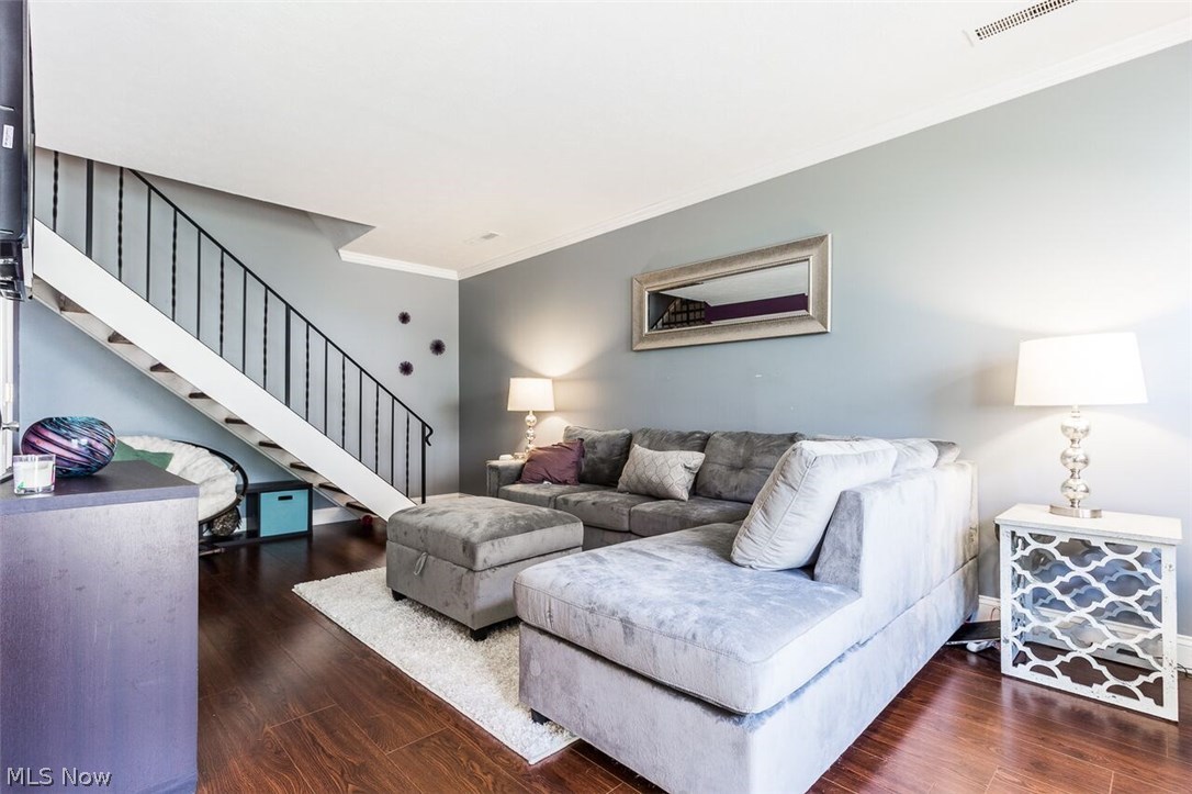 Country Club - Residential