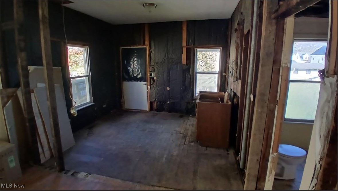 Parkersburg, West Virginia 26101, United States, 3 Bedrooms Bedrooms, ,1 BathroomBathrooms,Residential,Active,239690