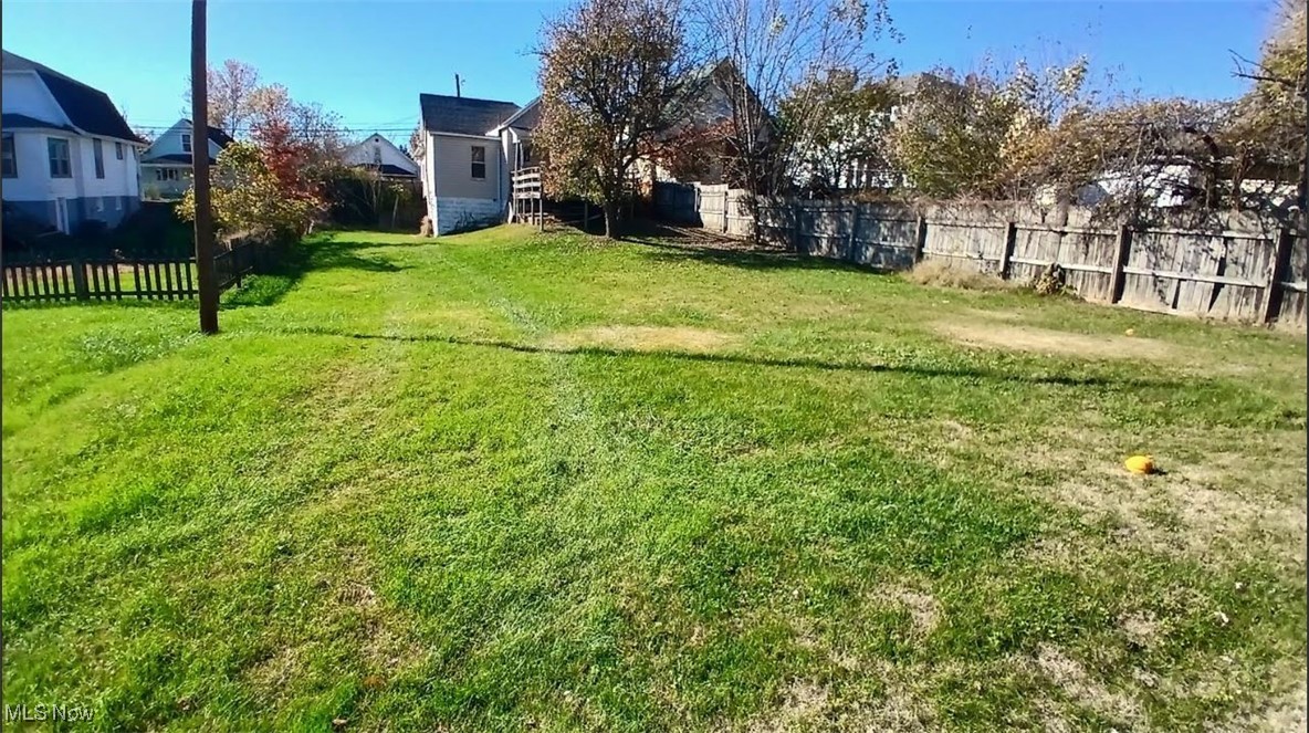 Parkersburg, West Virginia 26101, United States, 3 Bedrooms Bedrooms, ,1 BathroomBathrooms,Residential,Active,239690